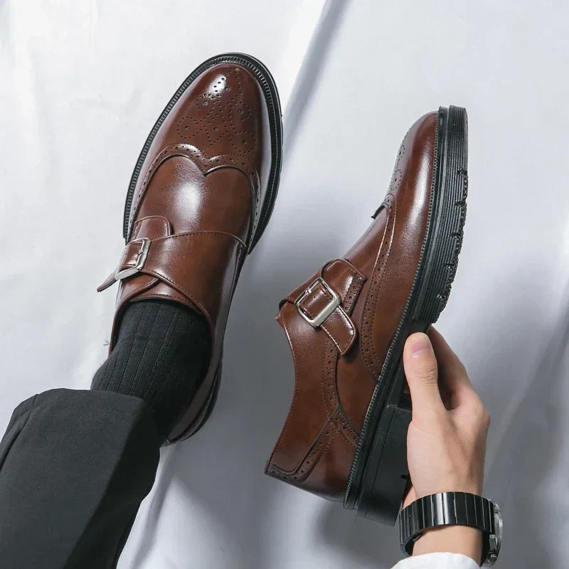 Echte Buckle-Dress-Schuhe